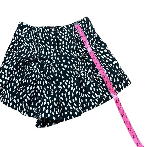 FREE PEOPLE: Lace -Up Bennett Polka Dot Shorts -Size 0 - Picture 7 of 13